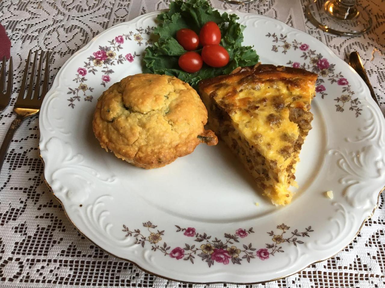 The Carriage Inn Bed And Breakfast Charles Town Εξωτερικό φωτογραφία